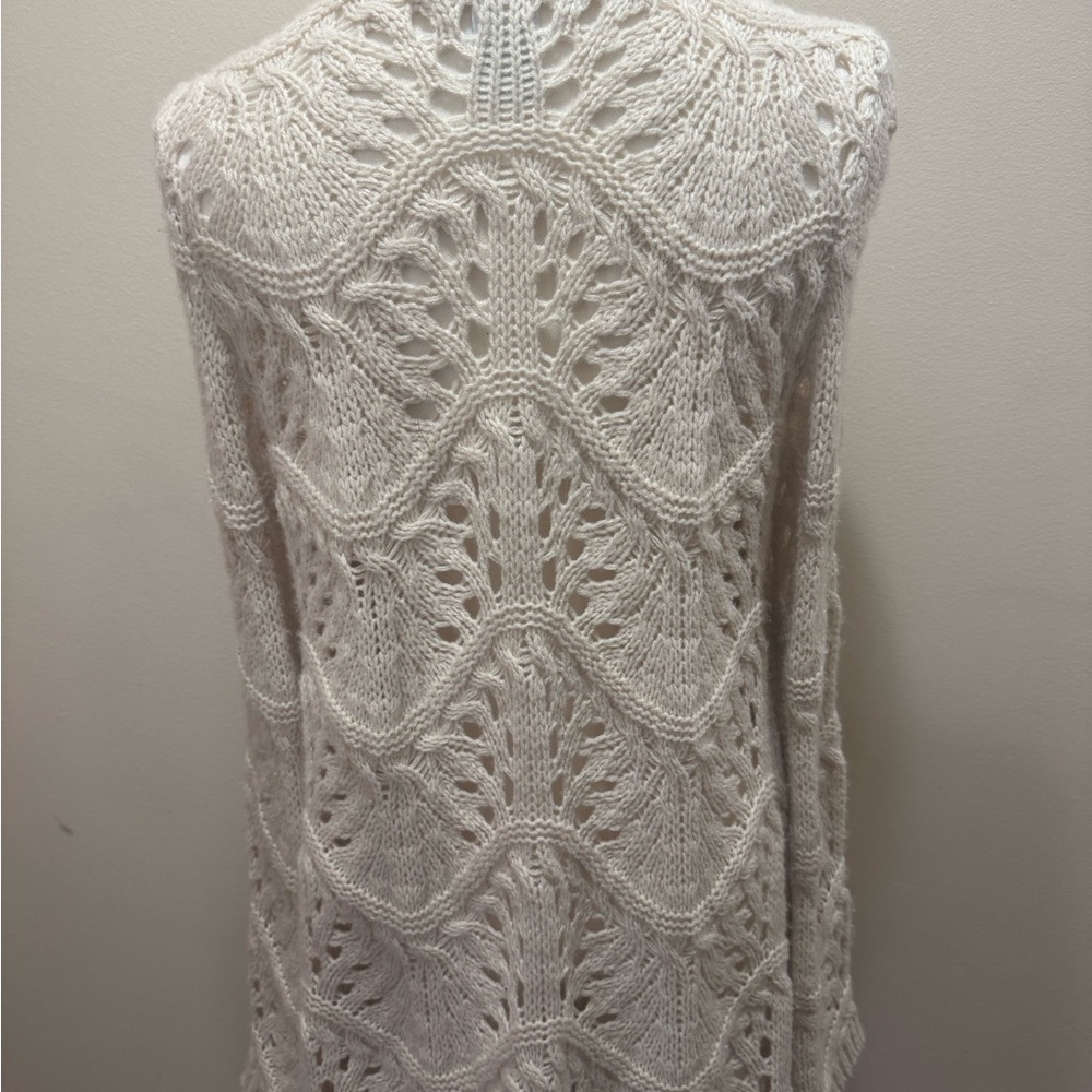 The Paragon Cable Knit Cardigan - Picture 5 of 6